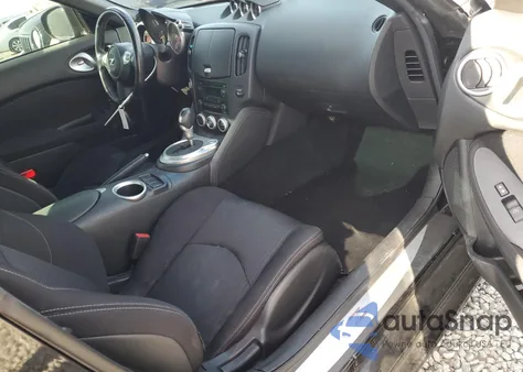 2016 Nissan 370Z Base z USA, uszkodzony, nr VIN JN1AZ4EH9GM935703